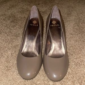 Like new Brown patent leather Isola pumps size 8
